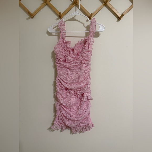 Selfie Leslie La Vida Frill Trim Off-Shoulder Ruched Lace Mini Dress - Picture 4 of 6